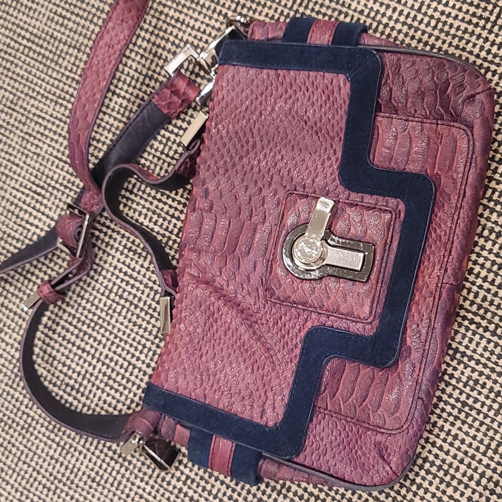Juicy couture messenger bag
